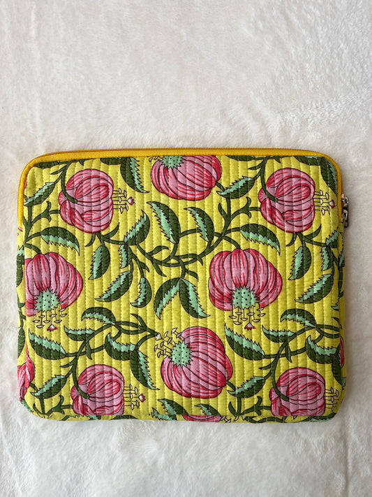 Sunflower Bloom – Yellow Floral Quilted iPad Sleeve