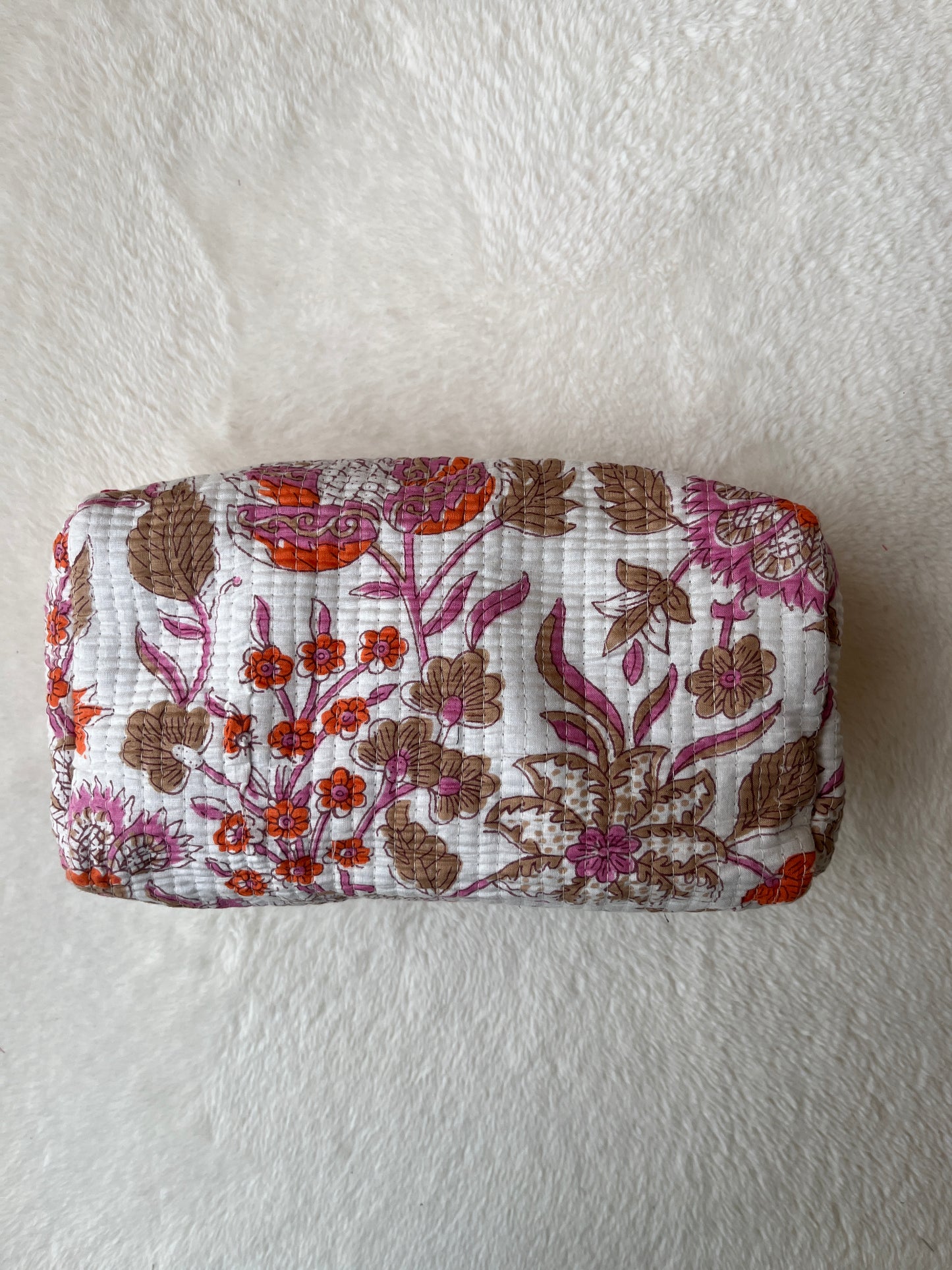 White Floral – Tote & 3 Pouch Set