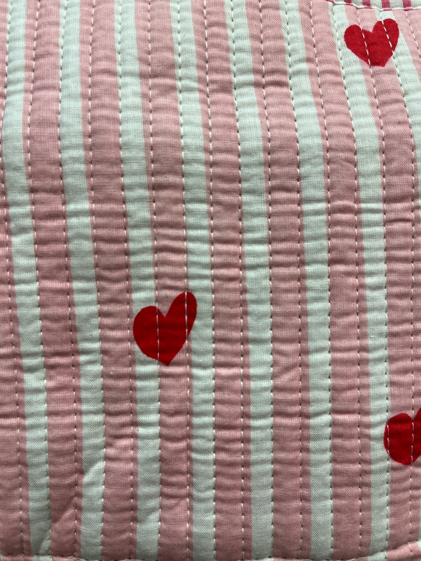 Cute Pink Hearts Quilted Cotton Duffle Bag – Lightweight Travel Weekender