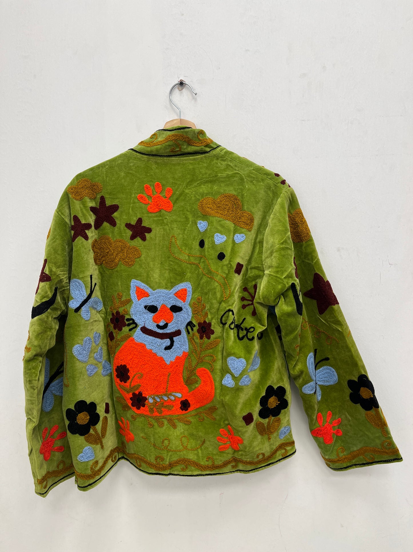 Women's 1012 Suzani Reversible Velvet Jacket – Artistic Embroidered Statement Jacket