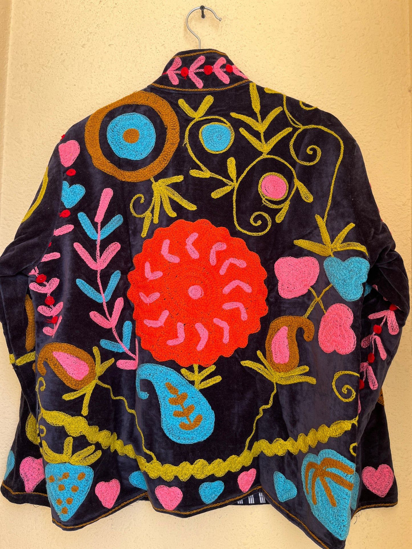 Women's 1035 Suzani Reversible Cotton Jacket – Artistic Embroidered Statement Jacket