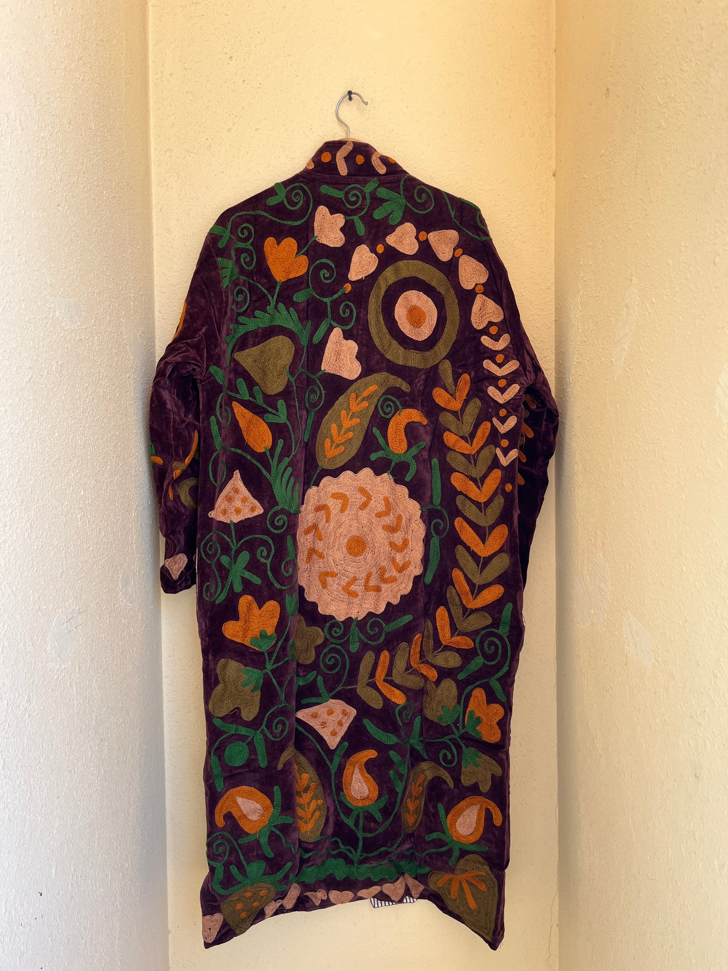 Women's 1075 Suzani Reversible Cotton Jacket – Artistic Embroidered Statement Jacket