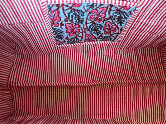 Red Floral Breeze on Blue Quilted Cotton Duffle Bag – Lightweight Travel Weekender