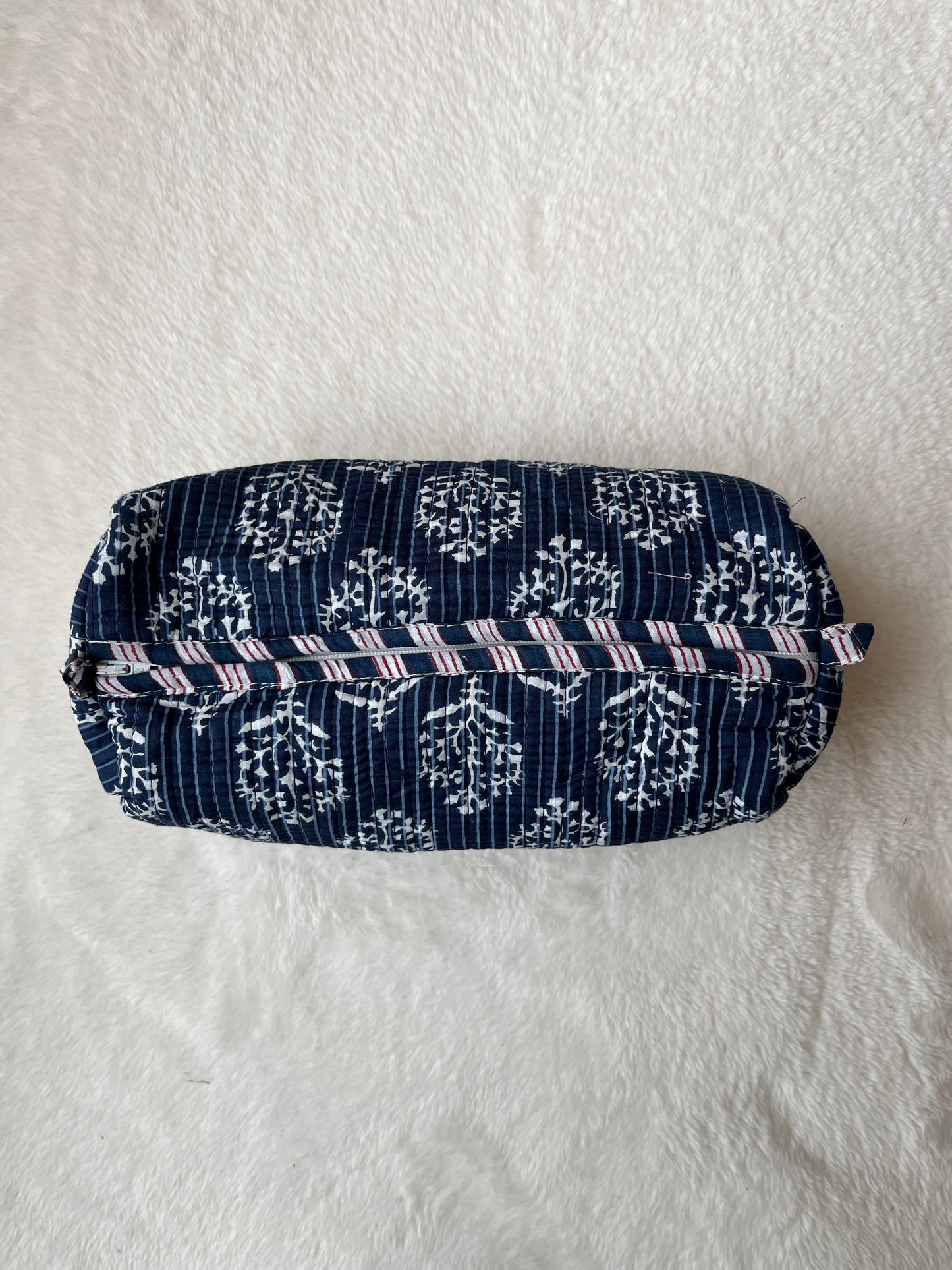 Blue Floral-2 – Tote & 3 Pouch Set
