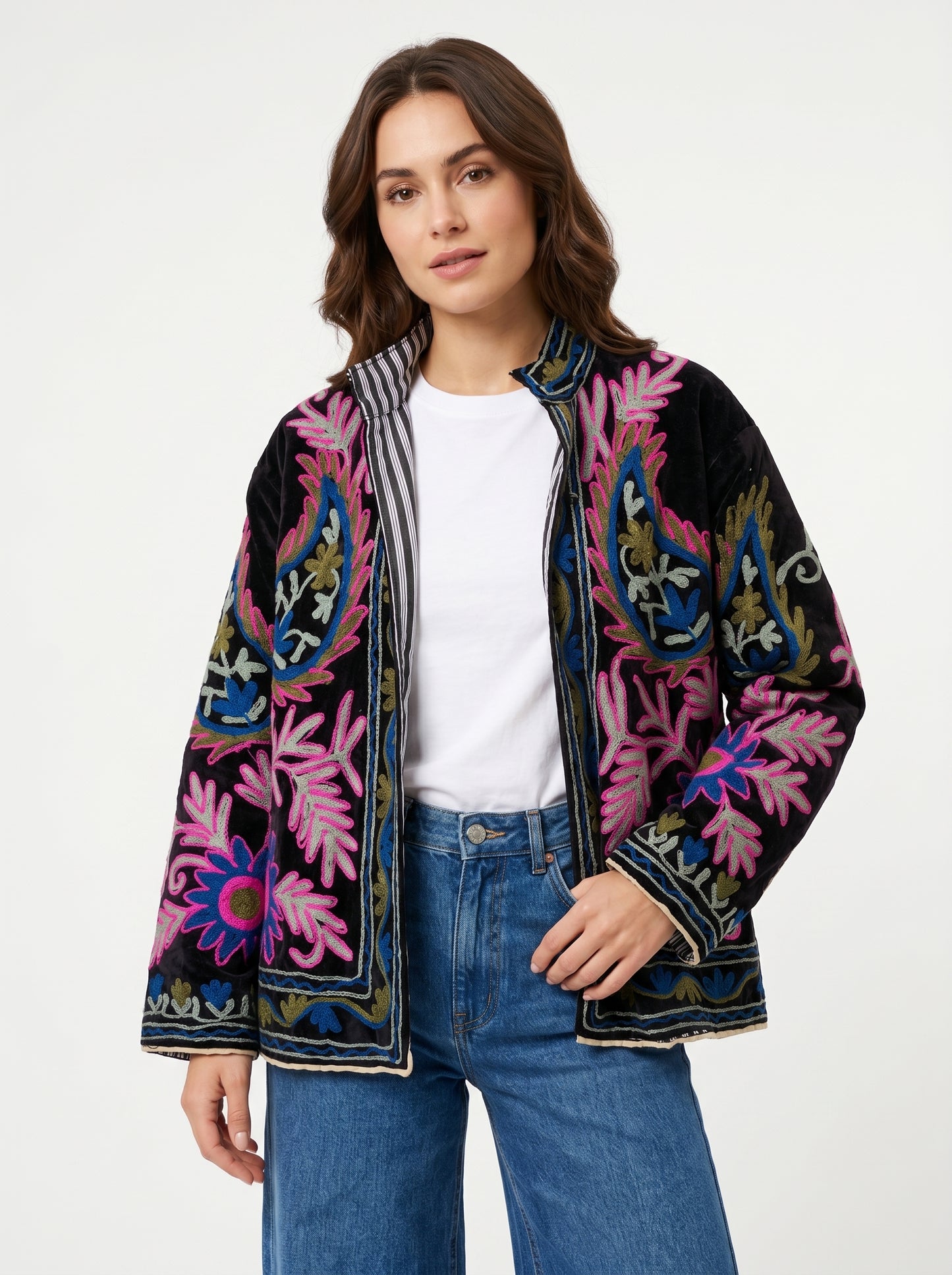 Women's Classic Vibe1055 Suzani Reversible Velvet Jacket – Artistic Embroidered Statement Jacket