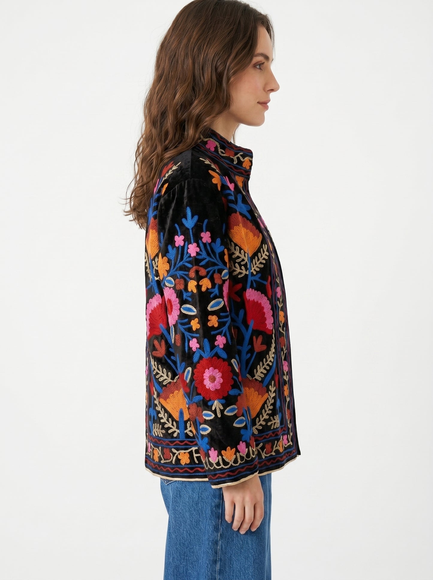 Women's Old Vibe 1058 Suzani Reversible Velvet Jacket – Artistic Embroidered Statement Jacket