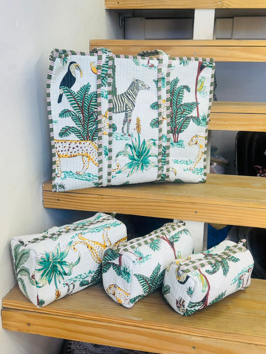 White Safari – Tote & 3 Pouch Set