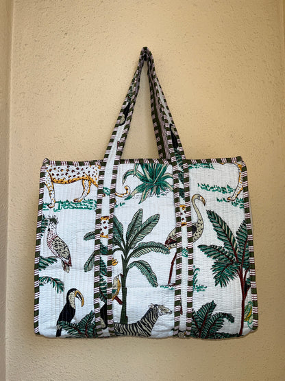 White Safari – Tote & 3 Pouch Set