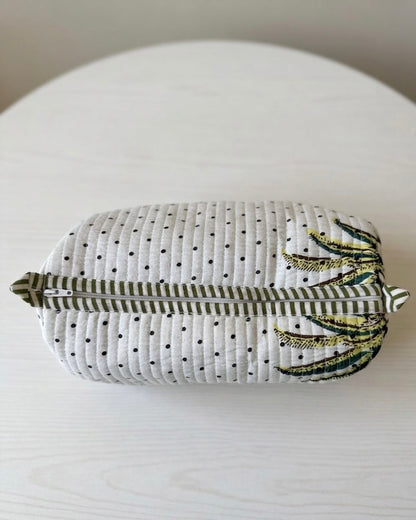White palm tree – Quilted Utility Pouch