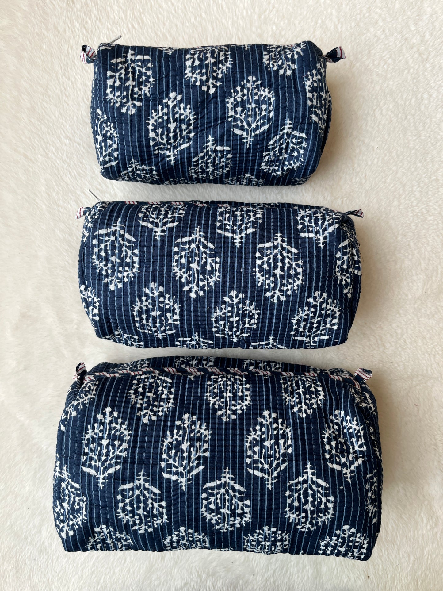 Blue Floral-2 – Tote & 3 Pouch Set