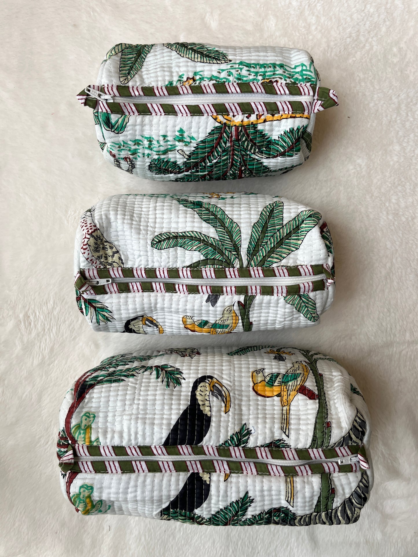 White Safari – Tote & 3 Pouch Set