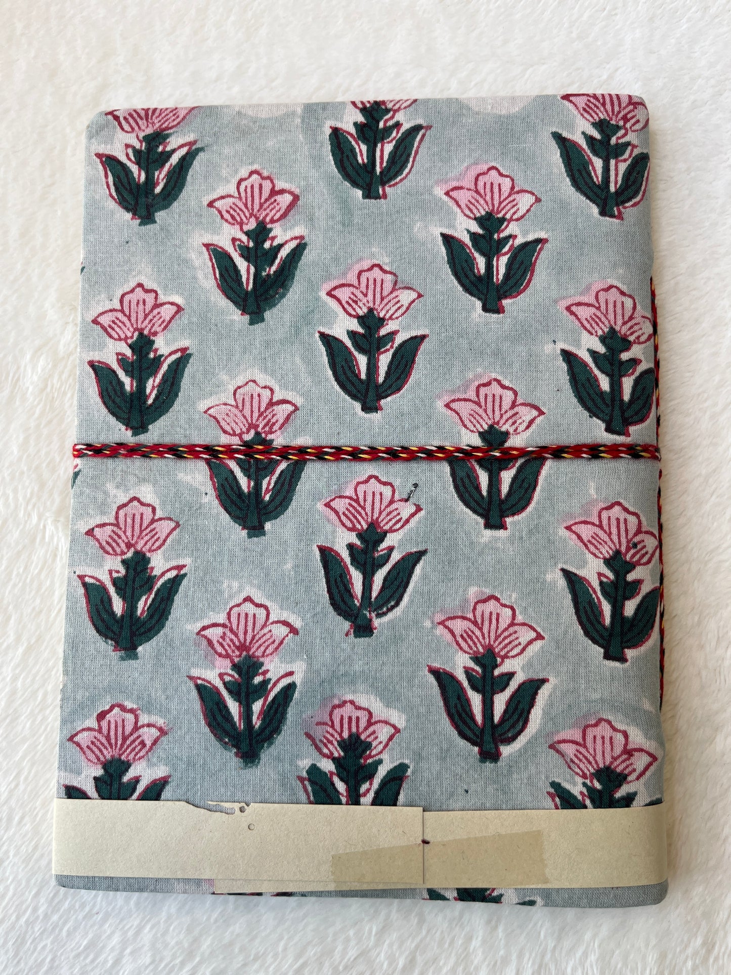 White Pink floral-1 – Handcrafted Journal