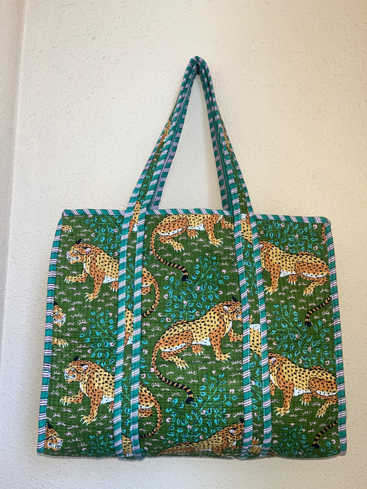 Emerald Green Wild – Muse Tote Bag 16X16