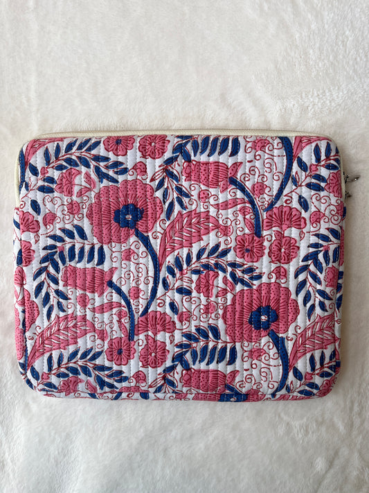 White pink Floral – Quilted iPad Sleeve