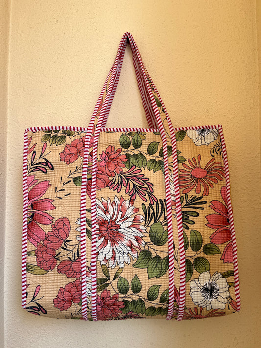 Beige Bloom – Wander Tote Bag 18x18