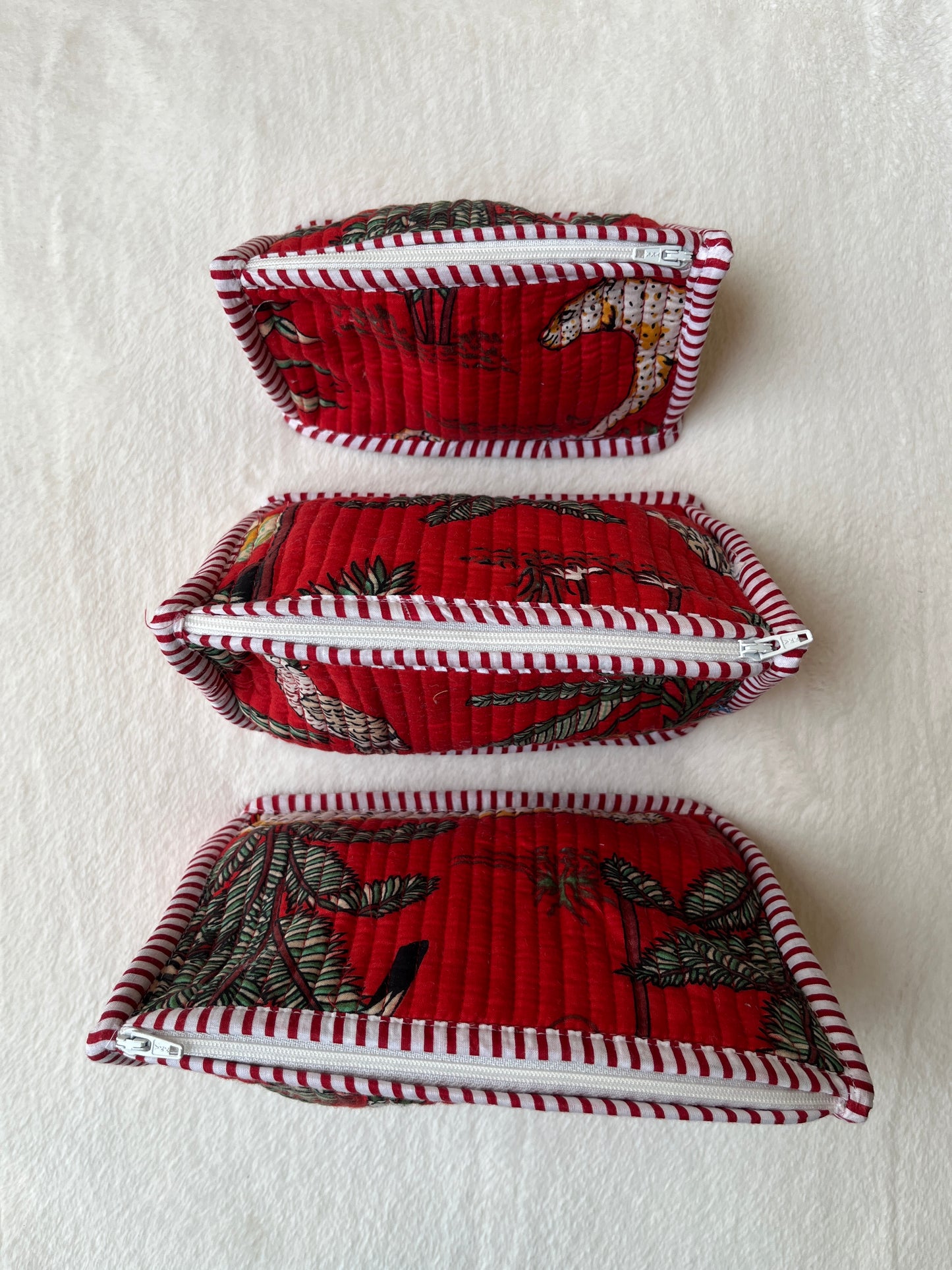 Red Safari Pyramid – Utility Pouch Pack of 3