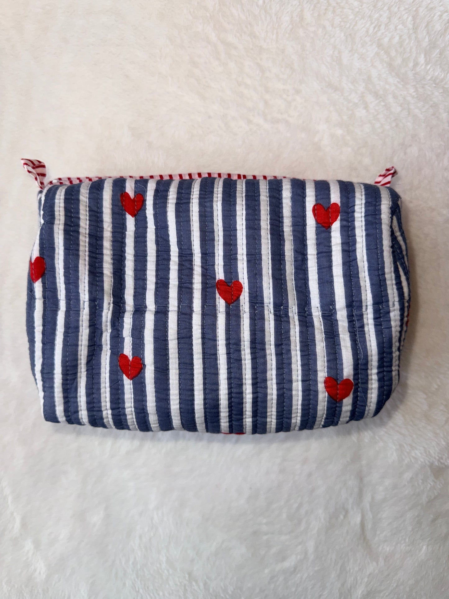 Grey hearts – Quilted Utility Pouch