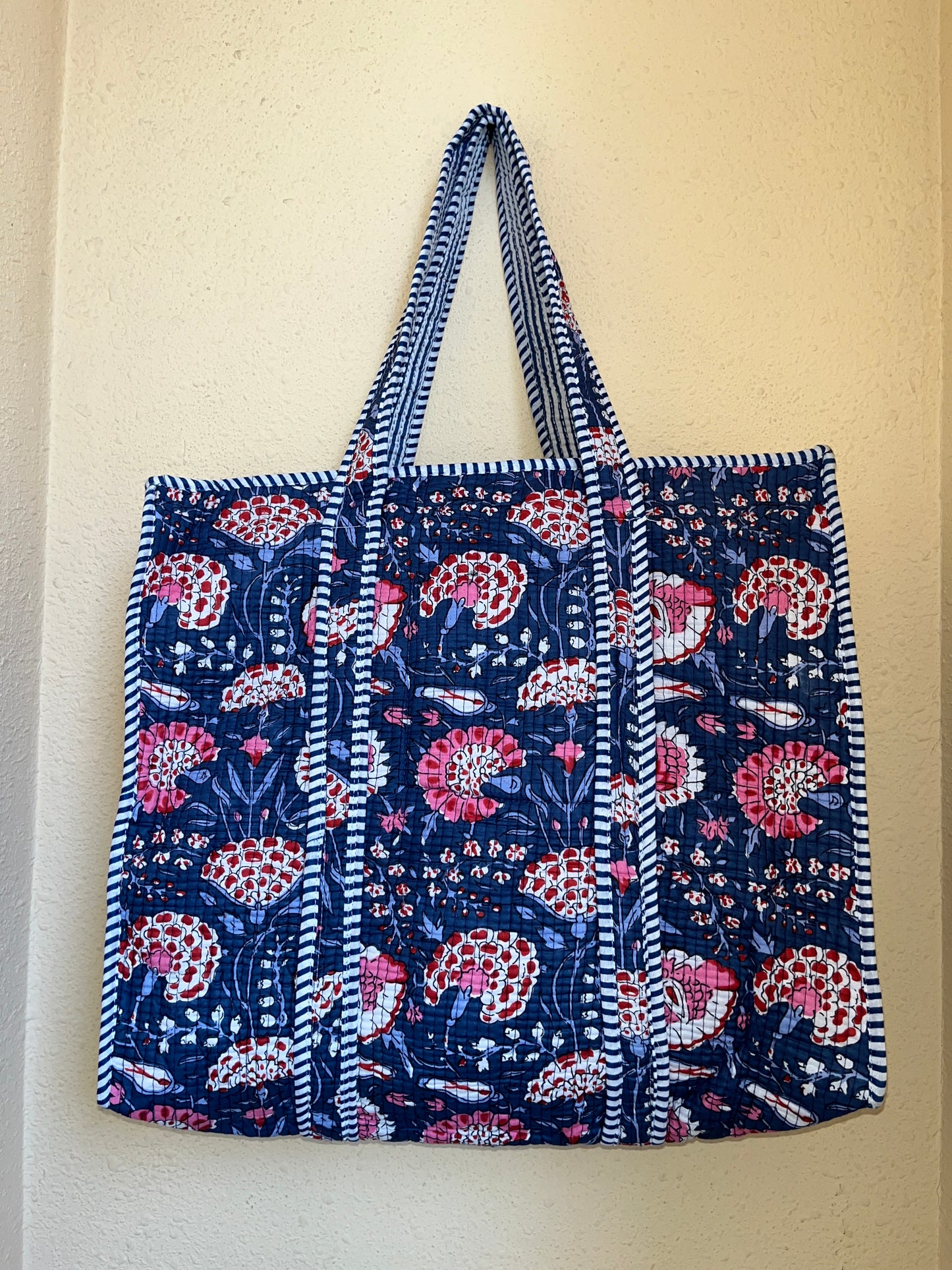 Blue Blush Tide – Wander Tote Bag 18x18