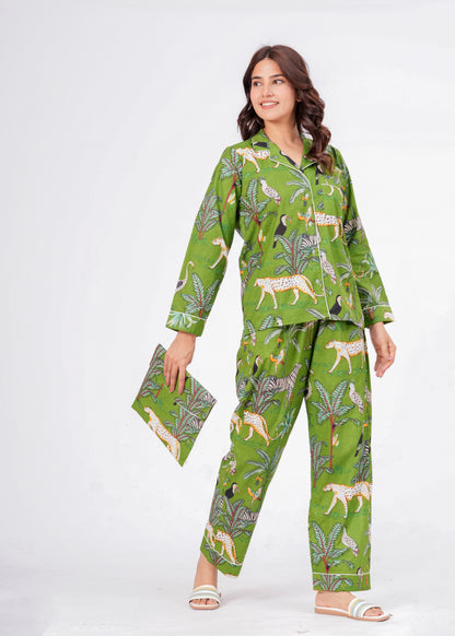 Women's Green Safari Print Cotton Night Suit Set – Tropical Two Piece Pajama Set