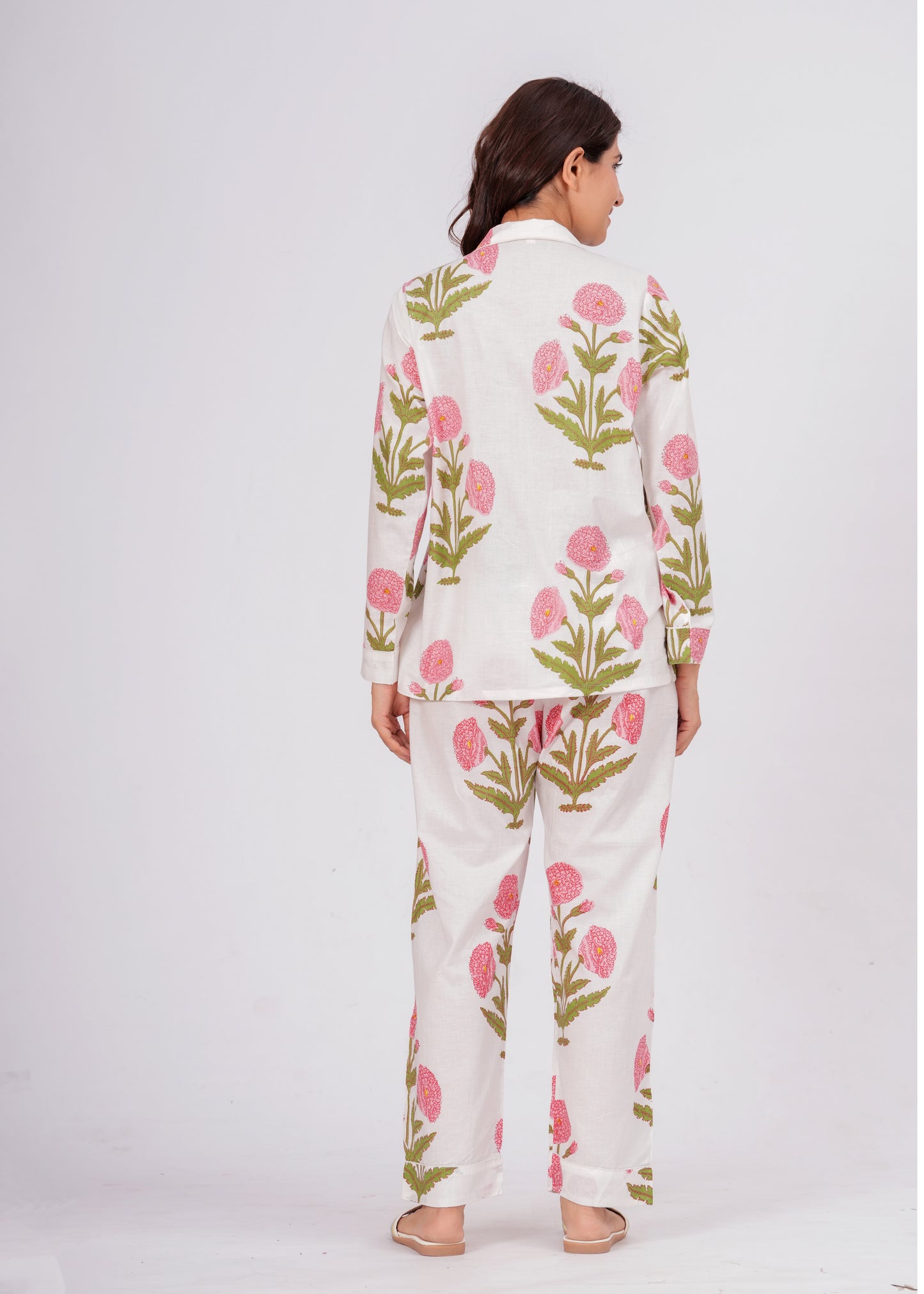 Women's White Floral Print Cotton Night Suit Set – Elegant Two Piece Pajama Set