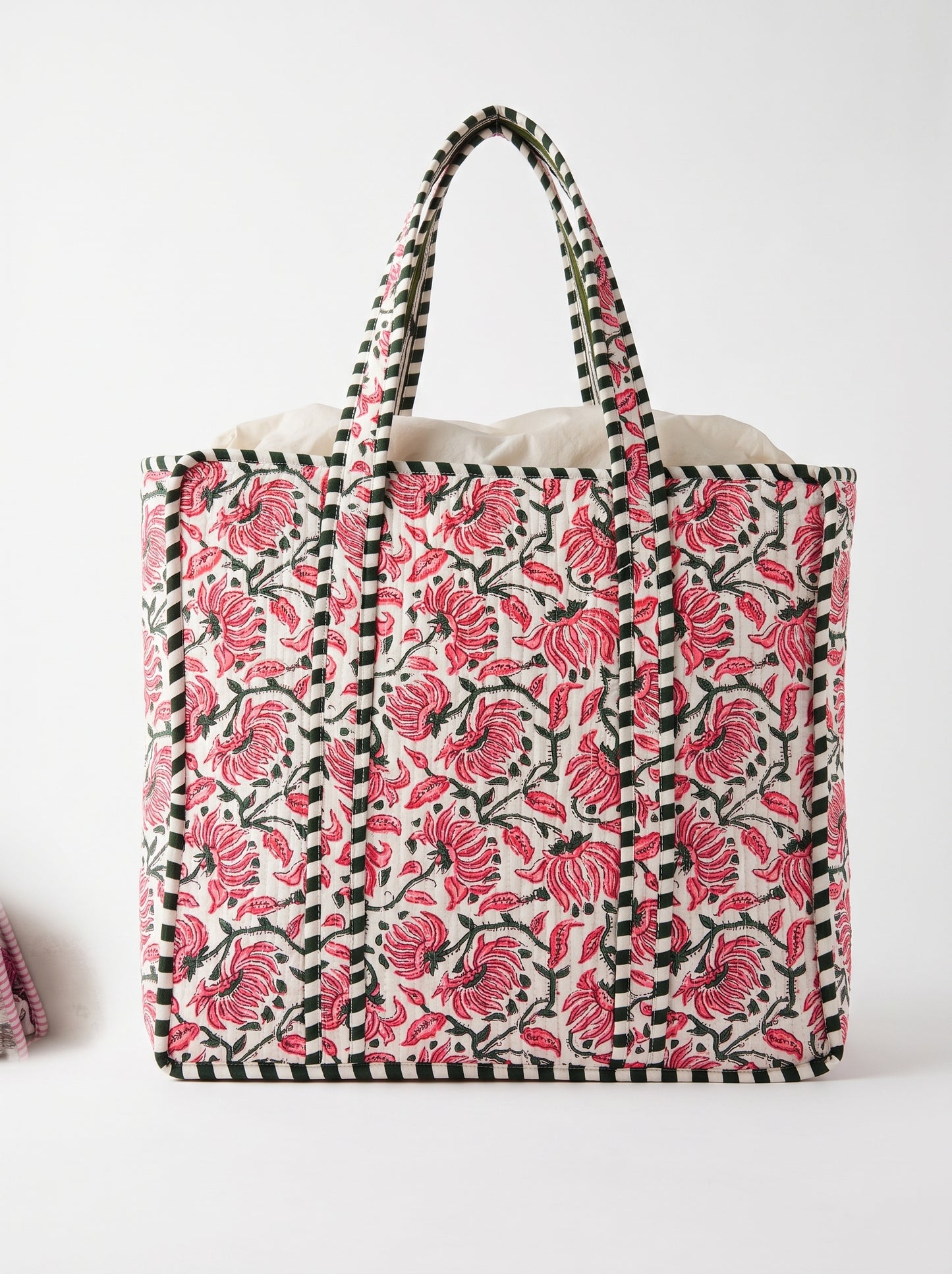 Cute Pink floral Chimes – Wander Tote Bag 18x18