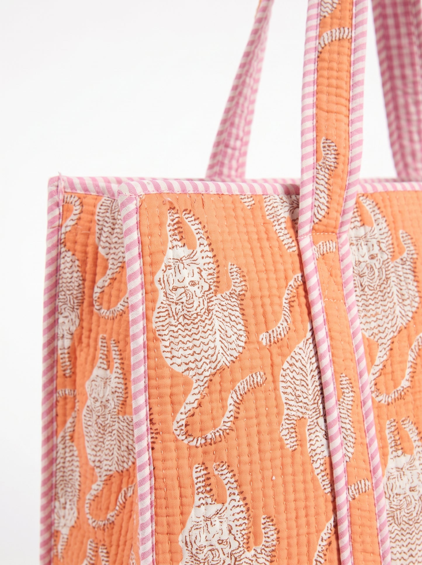 Apricot Royal Tiger – Wander Tote Bag 18x18– Wander Tote Bag 18x18