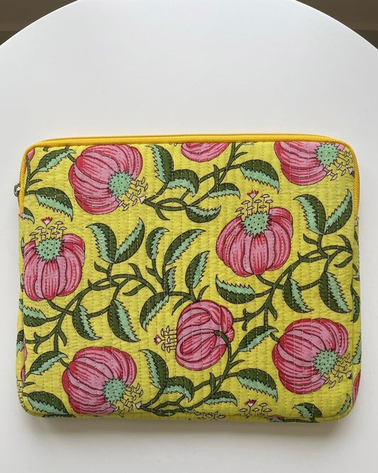 Sunflower Bloom – Yellow Floral Quilted iPad Sleeve