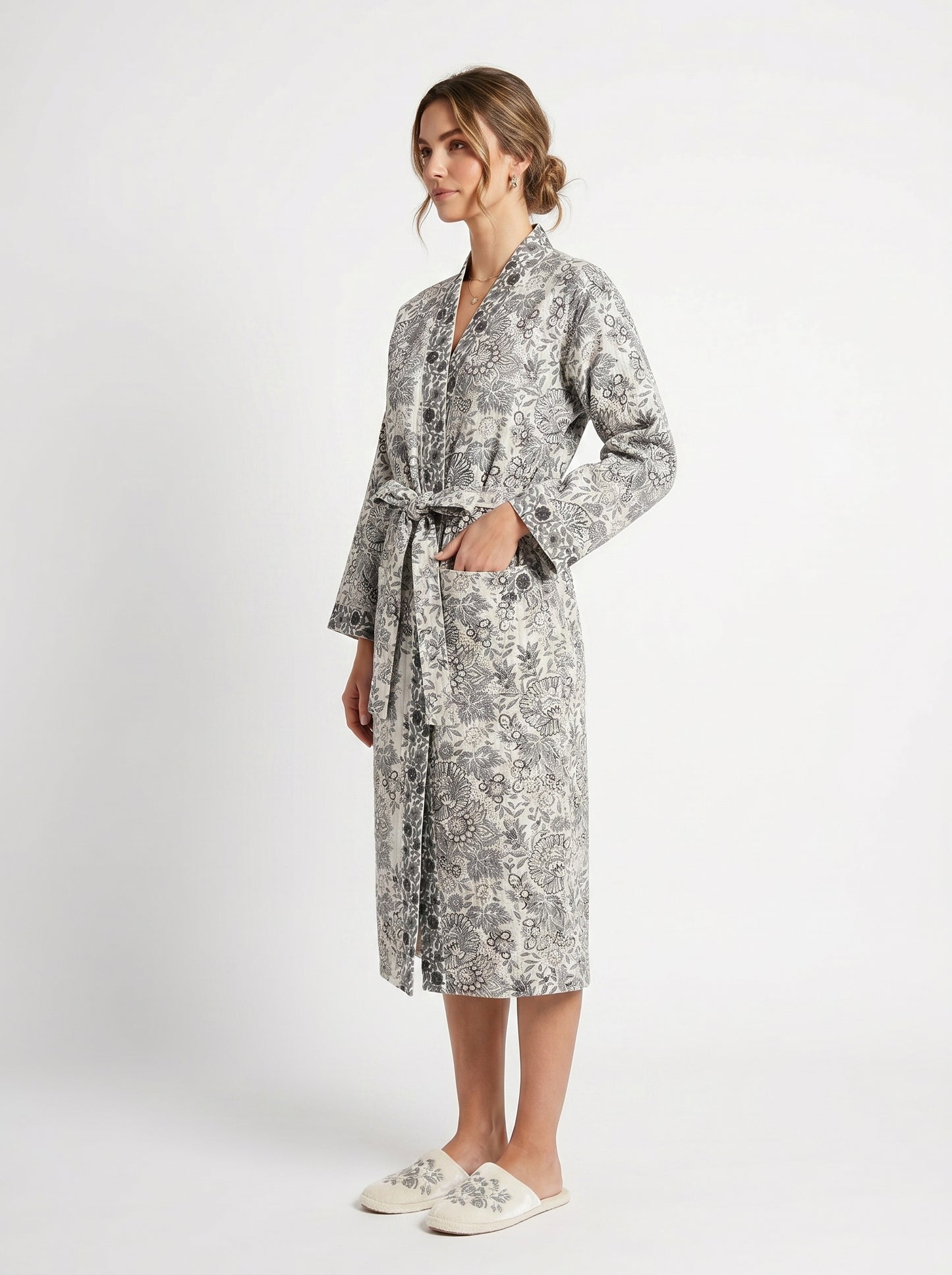 Smoked Grey Vine Petals Waffle Bathrobe – Luxury Spa Robe
