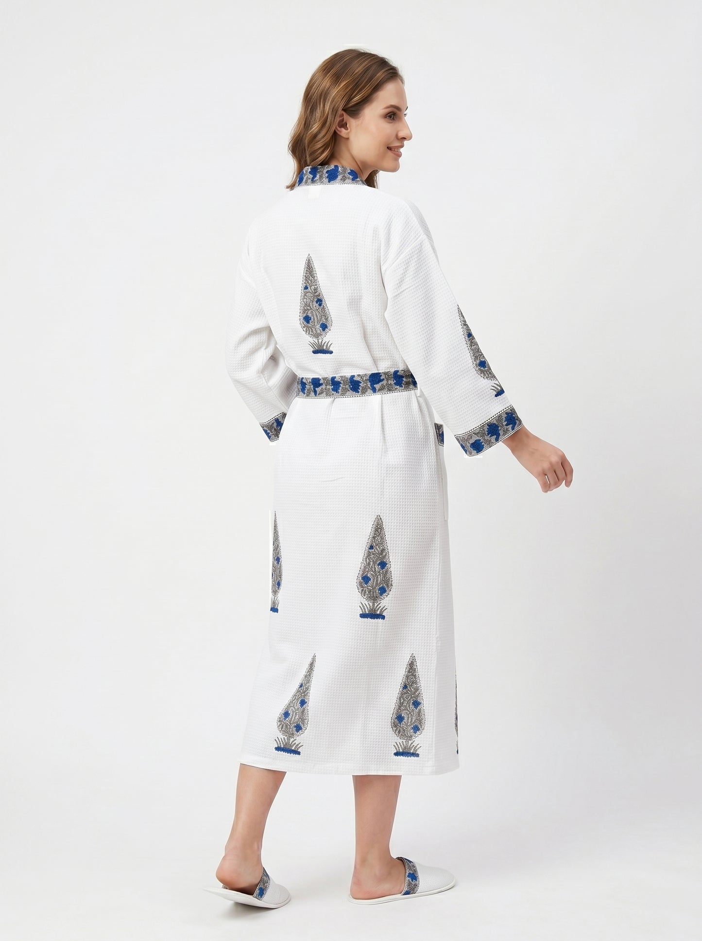 Floral 104 Bathrobe – Luxury Spa Robe