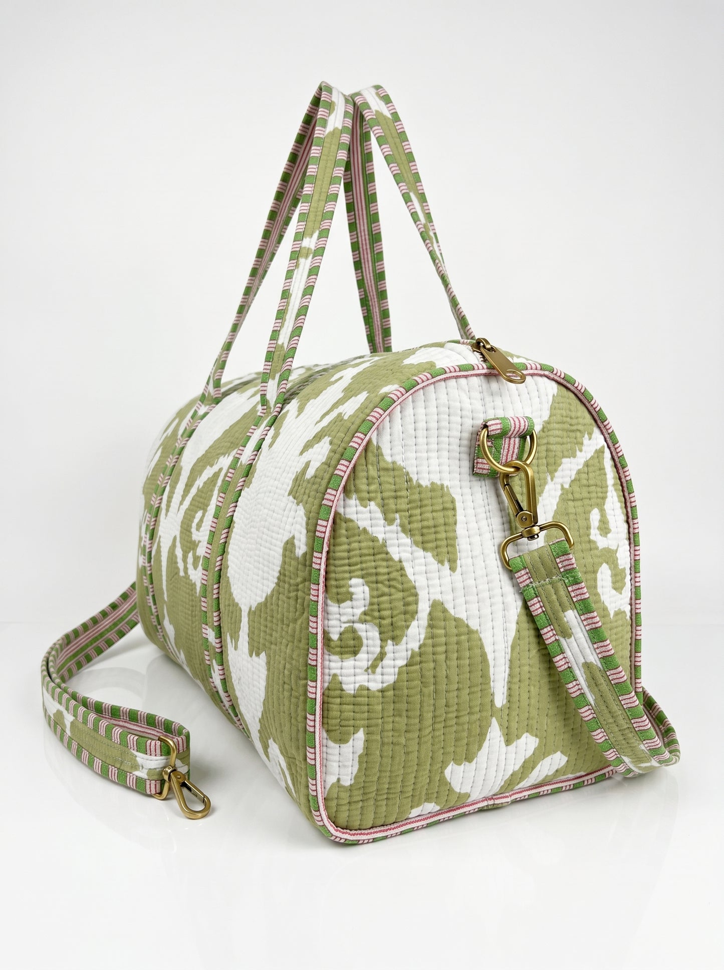 Classic Green Tie and Dye Quilted Cotton Duffle Bag – Lightweight Travel Weekender