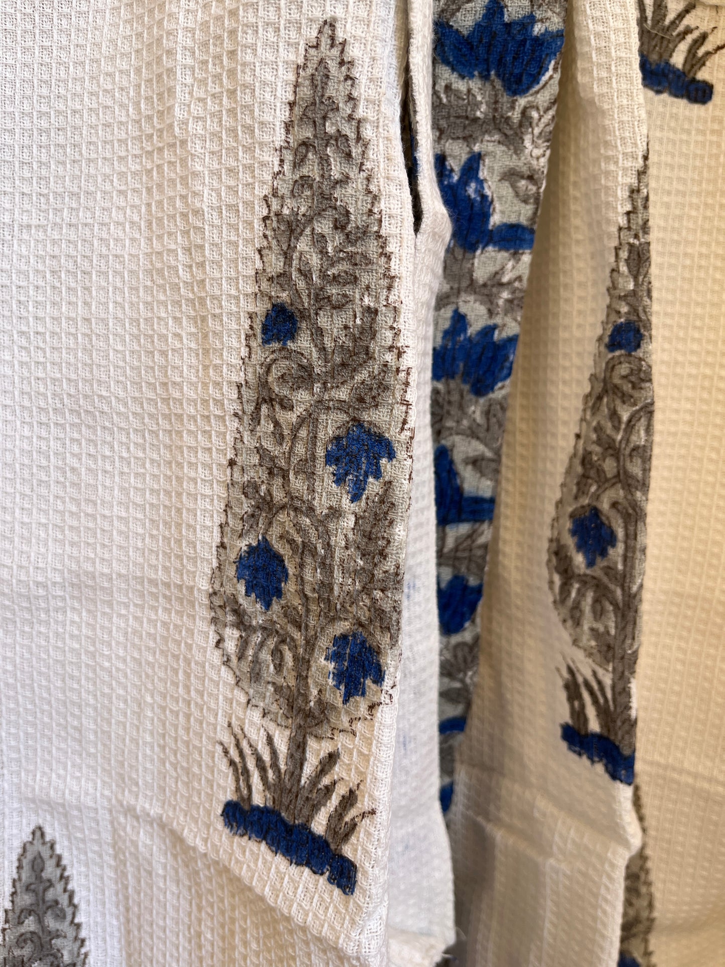 Floral 104 Bathrobe – Luxury Spa Robe