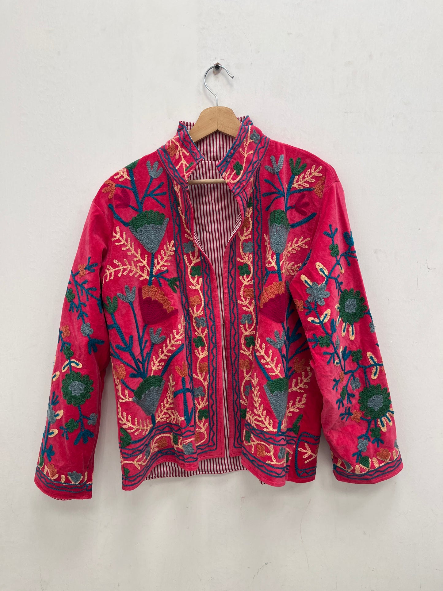 Women's 1018 Suzani Reversible Velvet Jacket – Artistic Embroidered Statement Jacket
