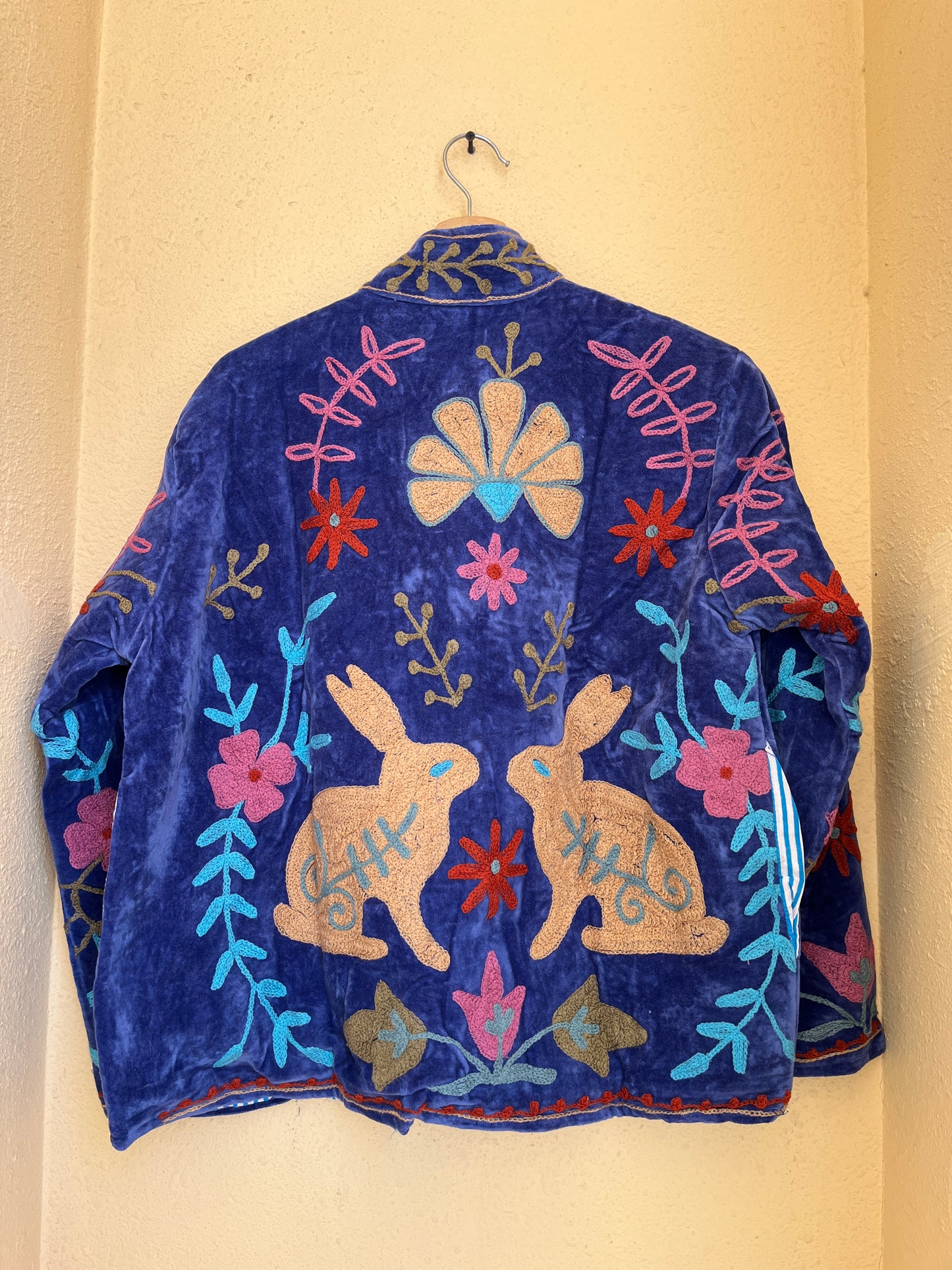 Women's 1028 Suzani Reversible Cotton Jacket – Artistic Embroidered Statement Jacket