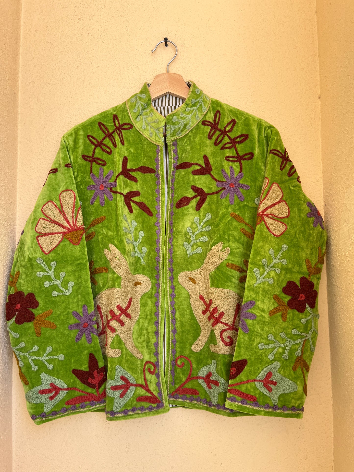 Women's 1029 Suzani Reversible Cotton Jacket – Artistic Embroidered Statement Jacket