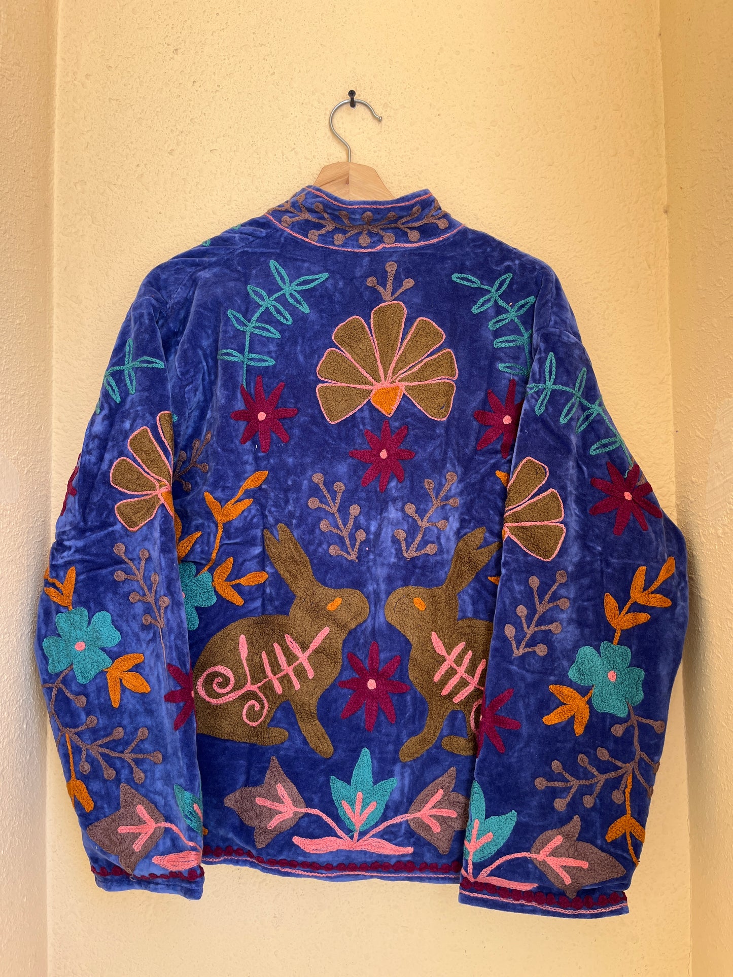 Women's 1038 Suzani Reversible Cotton Jacket – Artistic Embroidered Statement Jacket