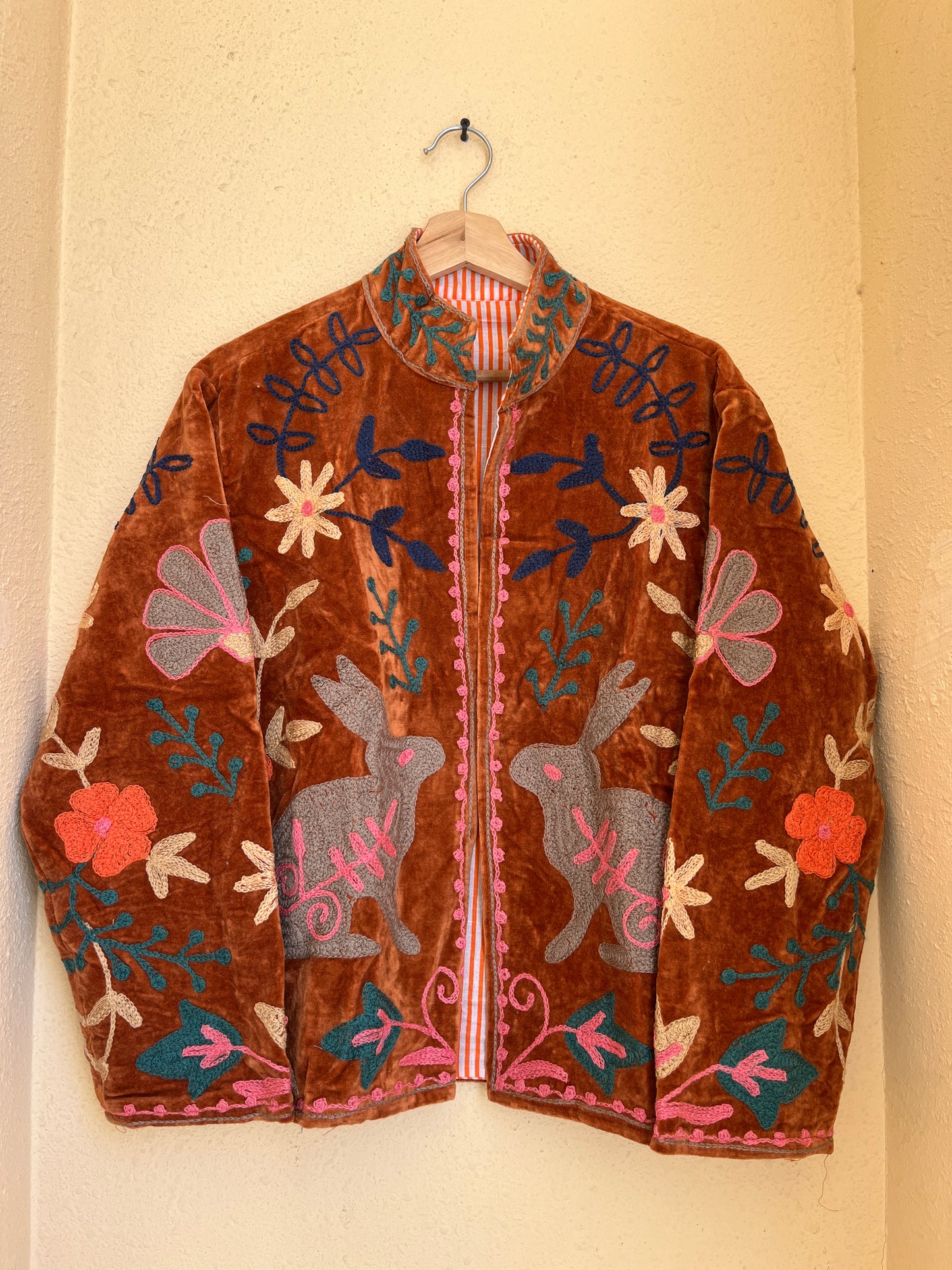 Women's 1042 Suzani Reversible Cotton Jacket – Artistic Embroidered Statement Jacket