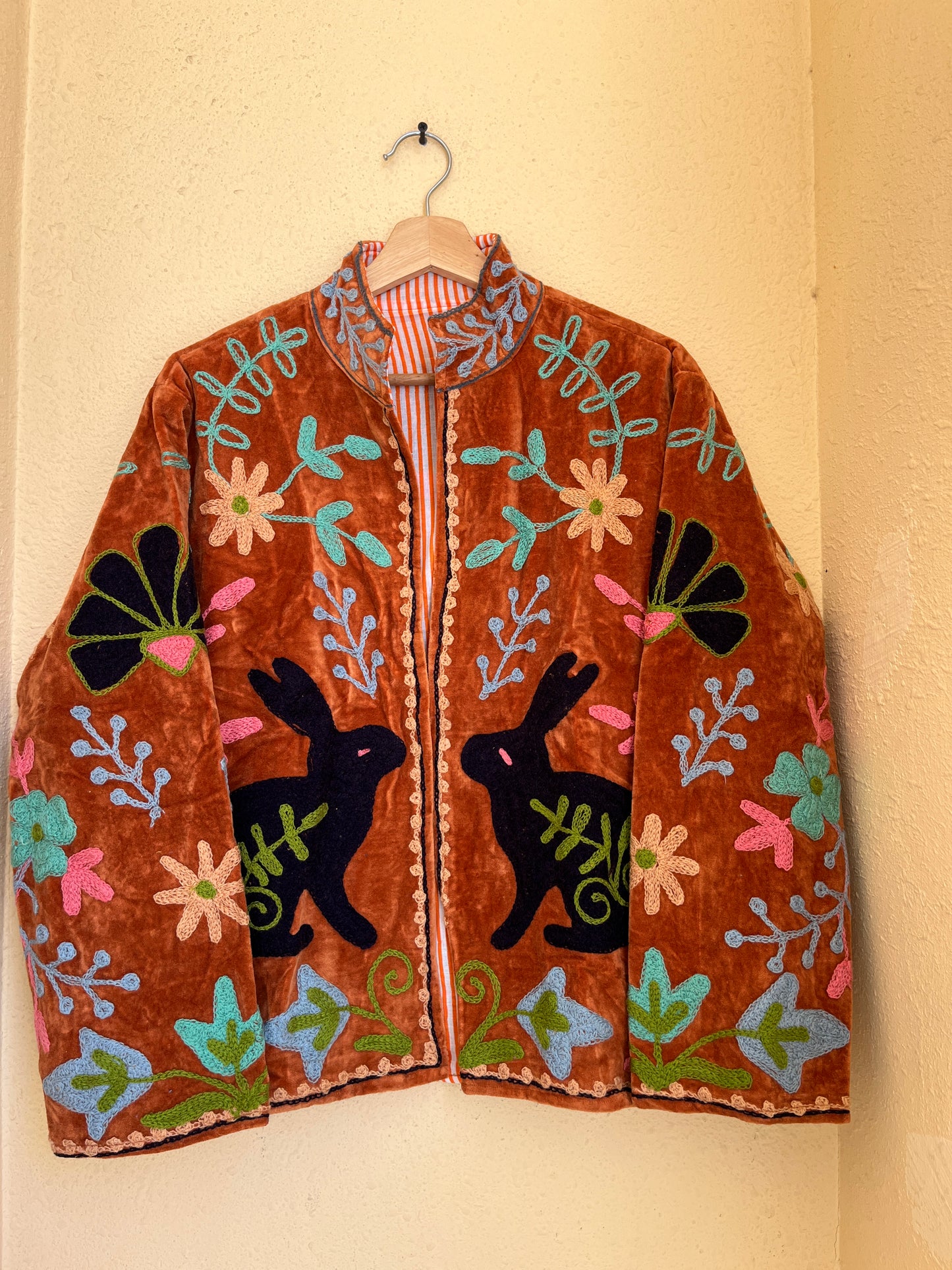 Women's 1043 Suzani Reversible Cotton Jacket – Artistic Embroidered Statement Jacket