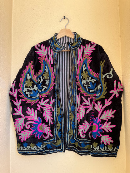 Women's 1055 Suzani Reversible Cotton Jacket – Artistic Embroidered Statement Jacket
