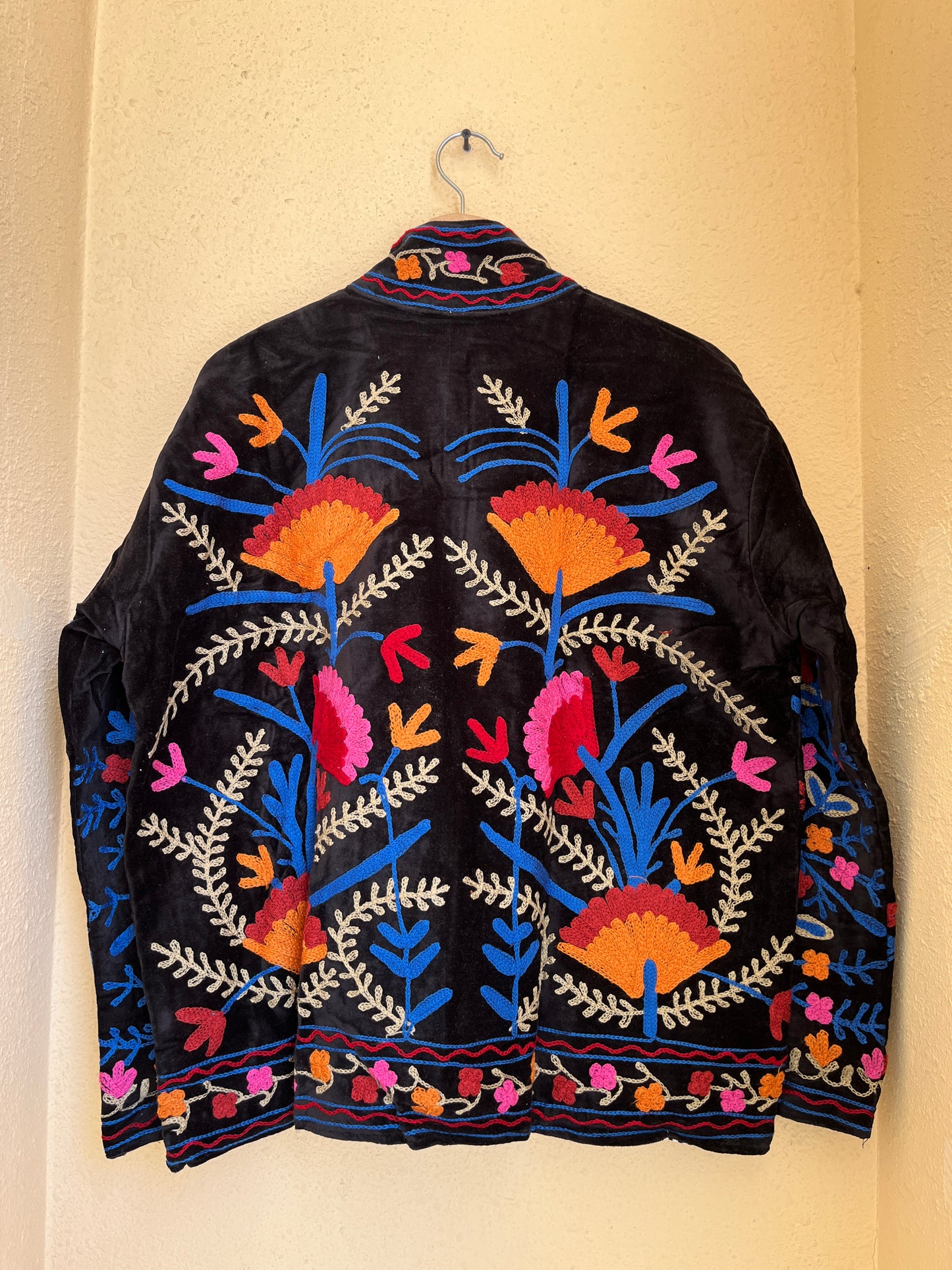 Women's 1058 Suzani Reversible Cotton Jacket – Artistic Embroidered Statement Jacket