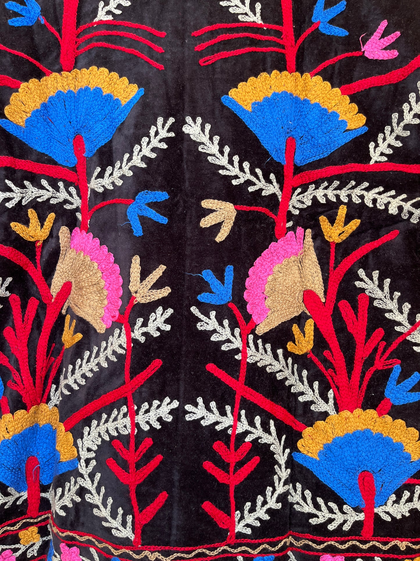 Women's 1074 Suzani Reversible Cotton Jacket – Artistic Embroidered Statement Jacket