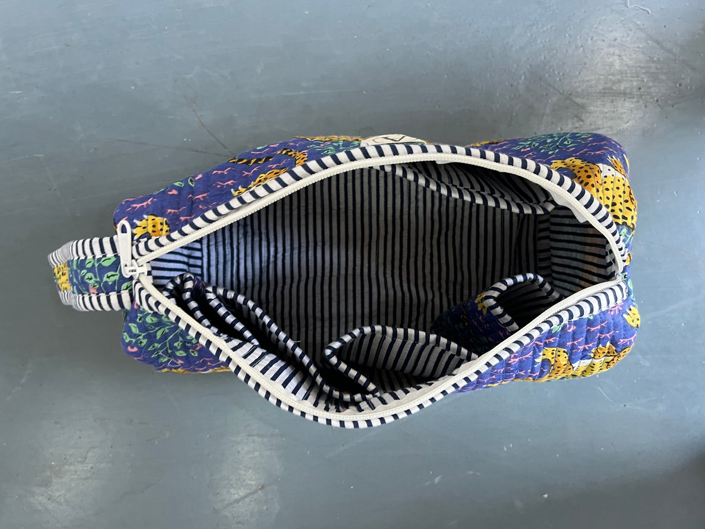 Blue Cheetah – Hair Styler Travel bag