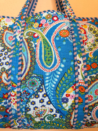 Blue Azure Bloom – Wander Reversible Tote Bag 18x18
