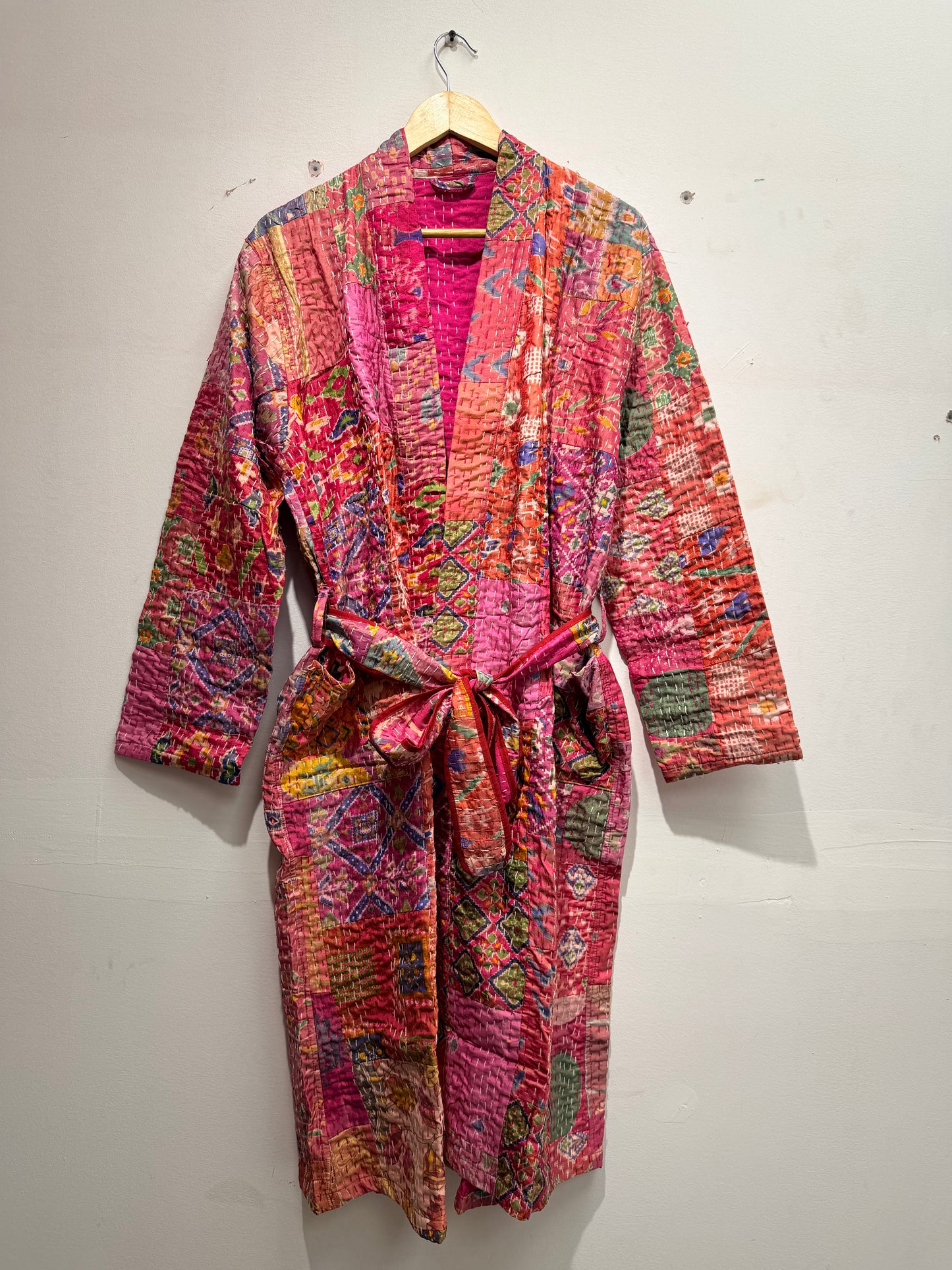 Luxe Pink Sunset – Women’s Handcrafted Kantha Cotton Kimono