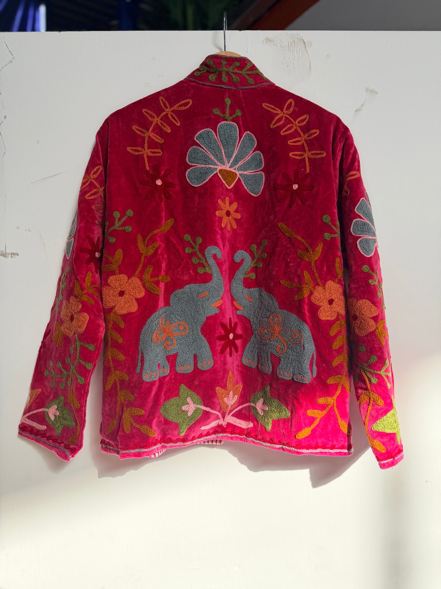 Women's 1076 Suzani Reversible Cotton Jacket – Artistic Embroidered Statement Jacket