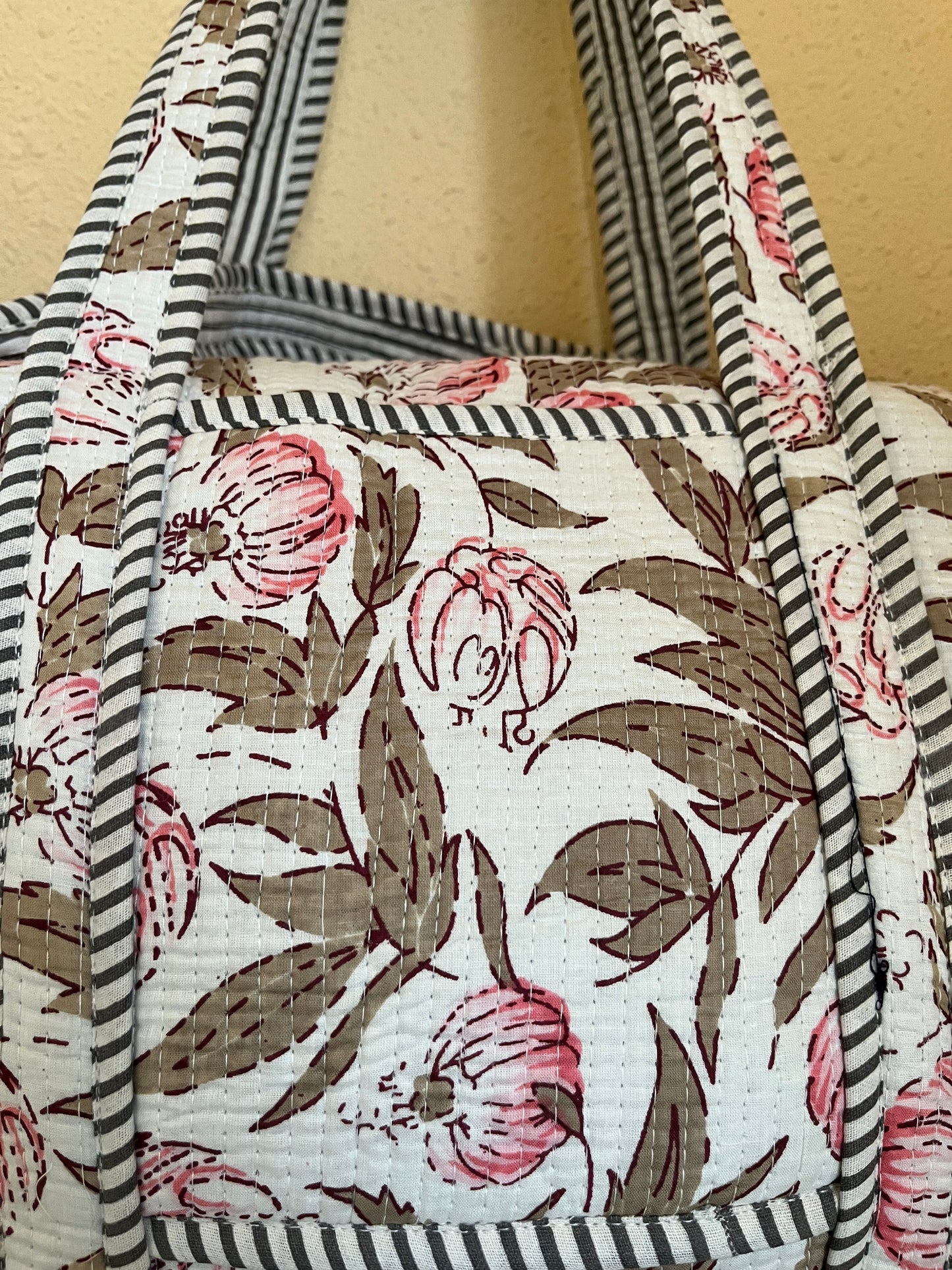 White Floral Quilted Cotton Duffle Bag – Lightweight Travel Weekender