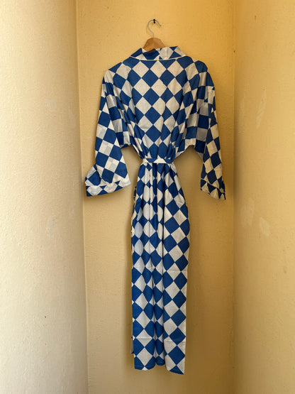 White and blue checks abstract women's cotton kimono.
 Modern geometric and abstract print lightweight cotton dressing gown.