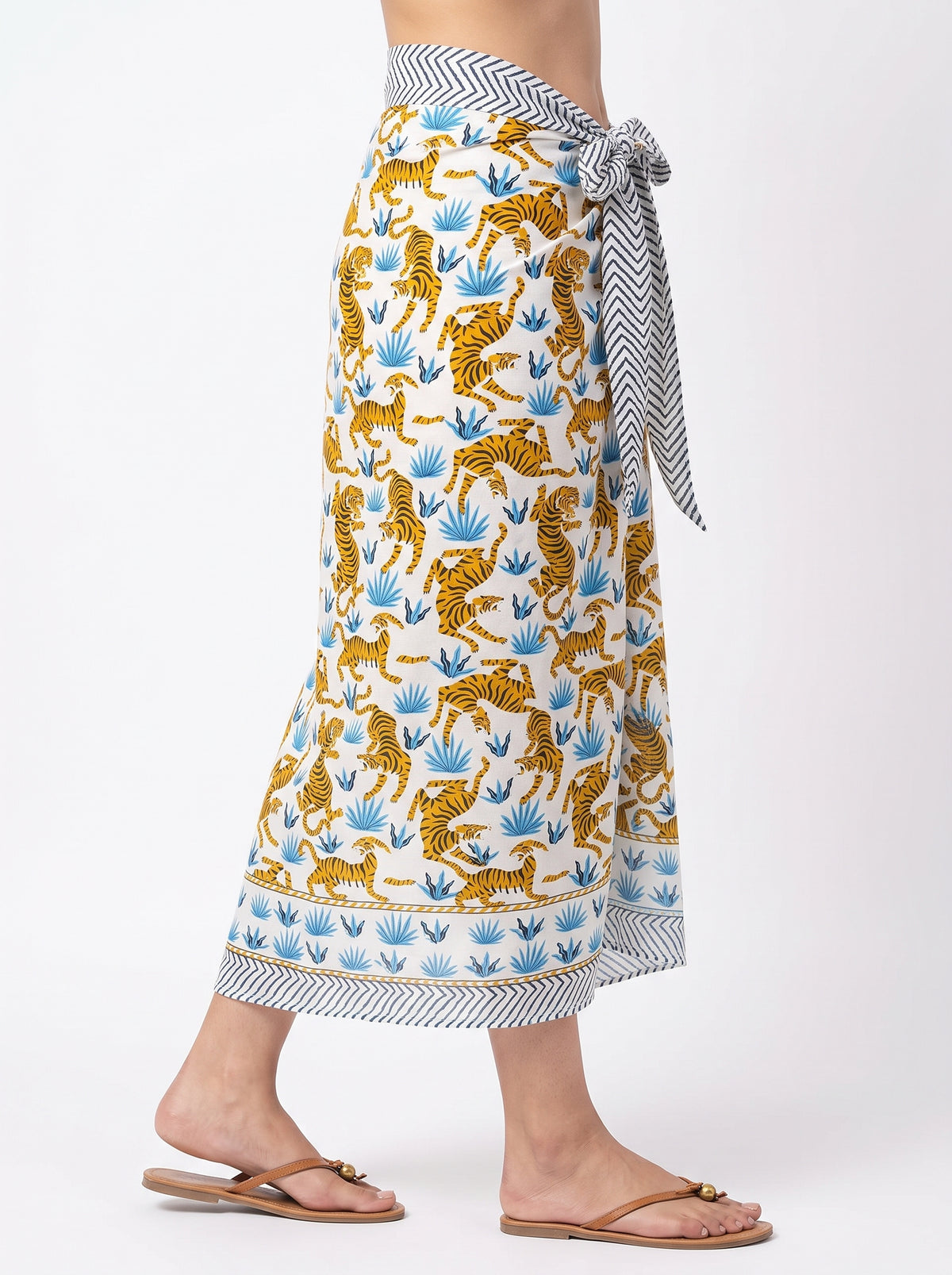 White Playful Sarong - Beach Cover