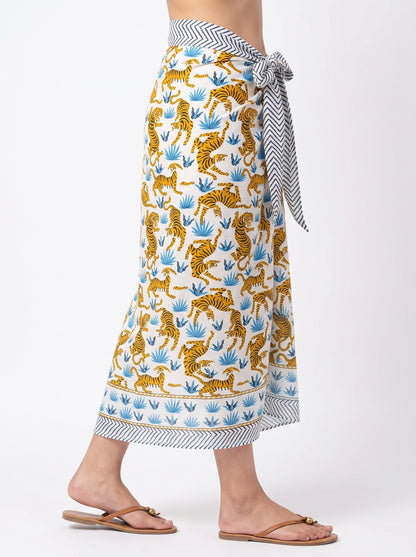 White Playful Sarong - Beach Cover