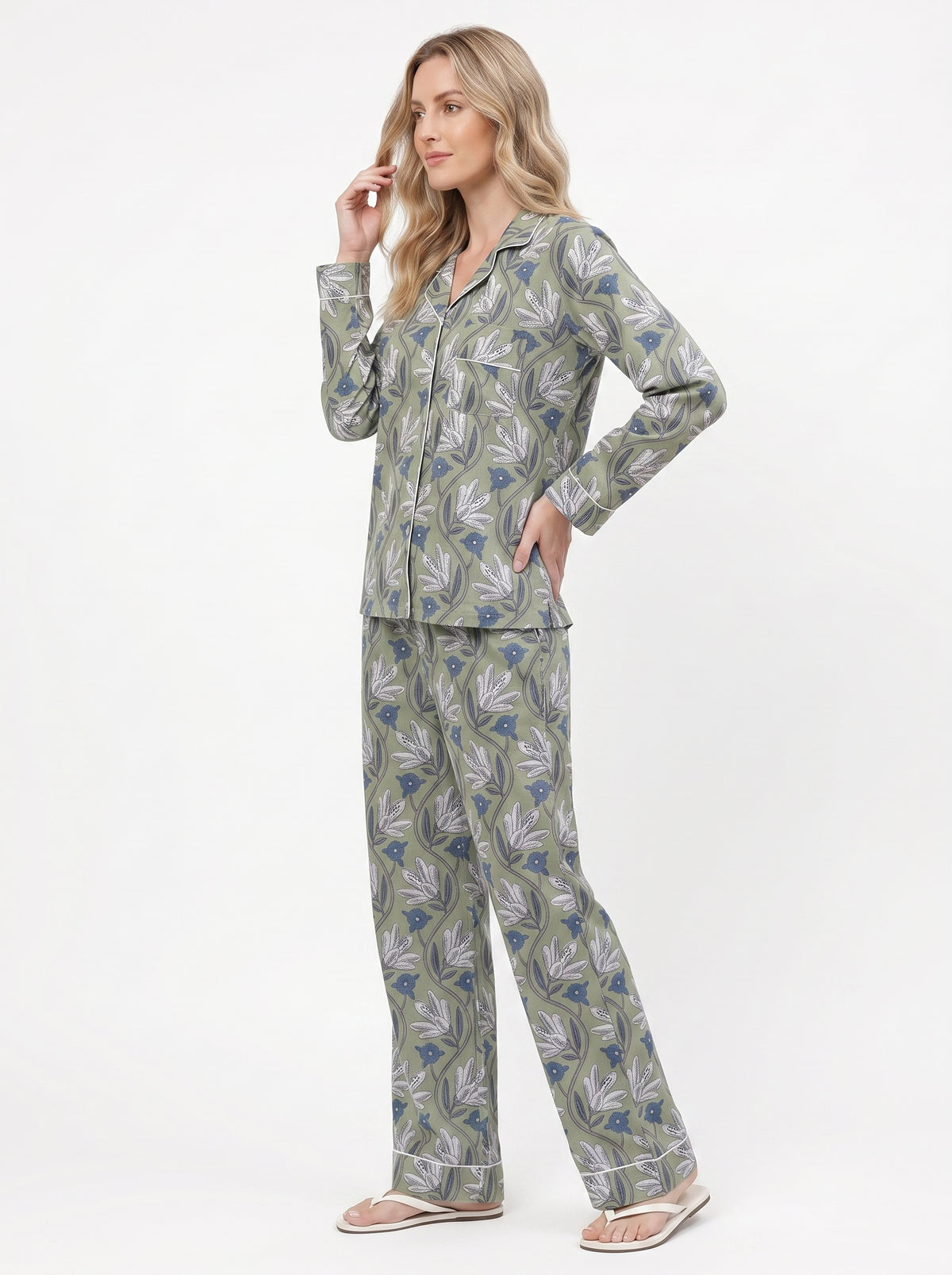 Women’s Green Bloom Escape – Elegant Two Piece Cotton Pajama Set