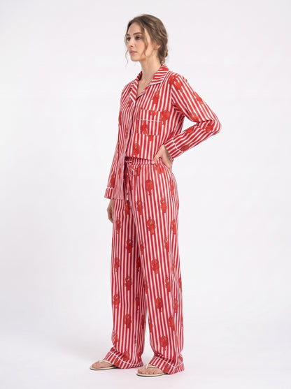Women’s Lobster Coast – Elegant Two Piece Cotton Pajama Set